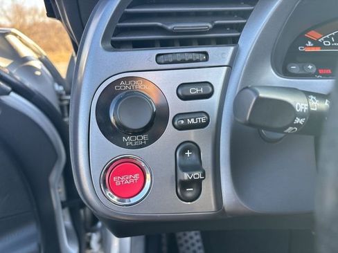 Used 2002 Honda S2000 image 28