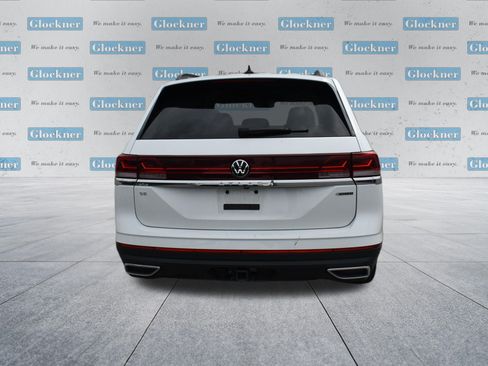 Used 2025 Volkswagen Atlas SE AWD/4WD image 7