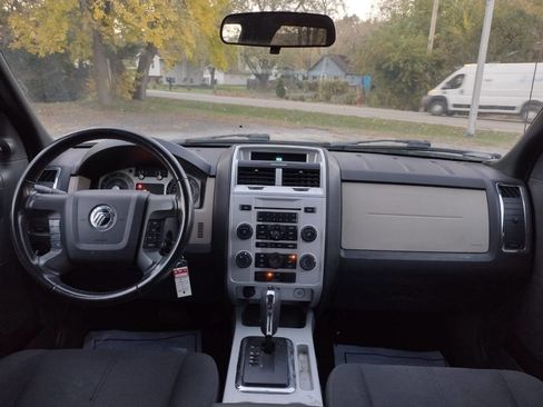 Used 2009 Mercury Mariner 4WD image 7
