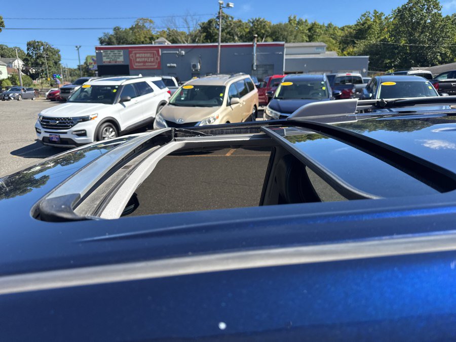 Used 2015 Toyota 4Runner Limited AWD/4WD image 30