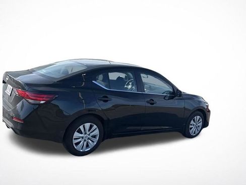 Used 2025 Nissan Sentra S image 14