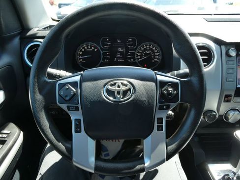 Used 2019 Toyota Tundra SR5 w/ SR5 Upgrade Package AWD/4WD image 31