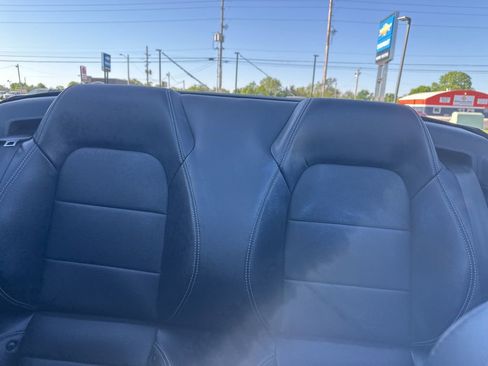 Used 2023 Ford Mustang Premium image 22