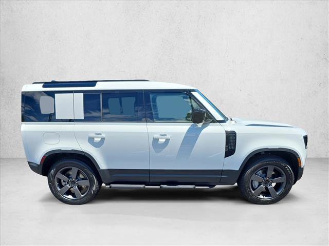 New 2026 Land Rover Defender 110 S AWD/4WD image 4