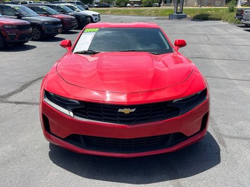 Used 2022 Chevrolet Camaro LT RWD image 4