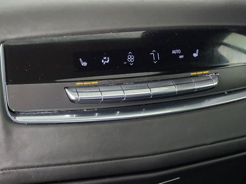 Used 2023 Cadillac Escalade V image 38