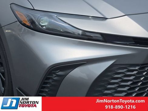 Used 2025 Toyota Camry SE w/ Multimedia Upgrade Package AWD/4WD image 10