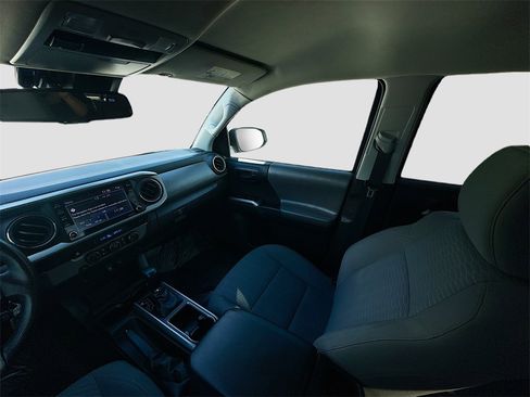 Used 2021 Toyota Tacoma SR5 image 21