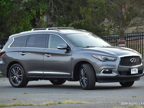 Used 2017 INFINITI QX60 Luxe w/ Deluxe Technology Package AWD/4WD image 4