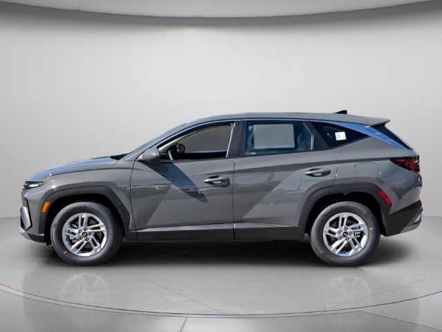 New 2026 Hyundai Tucson SE FWD image 2