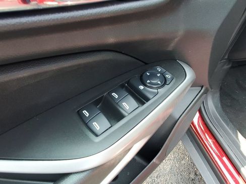 Used 2024 Chevrolet Trax LS w/ LS Convenience Package FWD image 21
