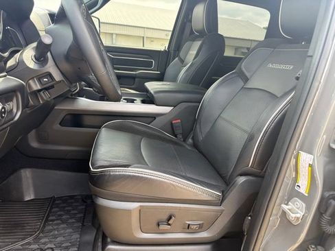 Used 2025 RAM 2500 Laramie w/ Night Edition AWD/4WD image 15