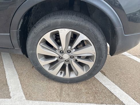 Used 2019 Buick Encore Preferred FWD image 4