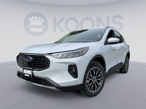 New 2026 Ford Escape SE image 1