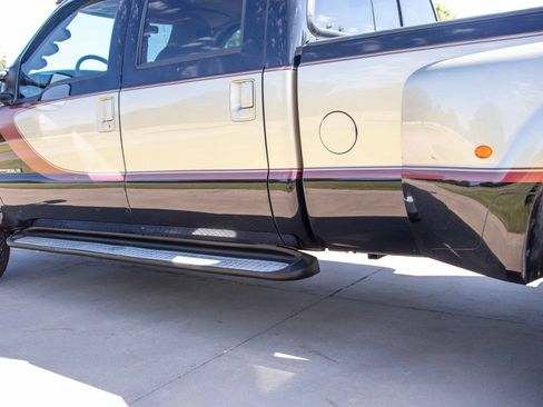 Used 2000 Ford F350 Lariat image 13