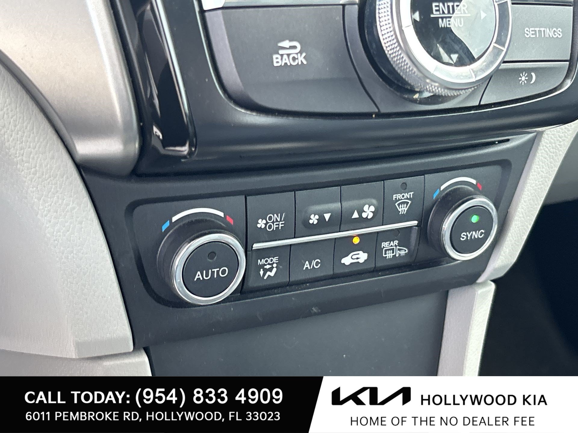 Used 2022 Acura ILX w/ Premium Package FWD image 16