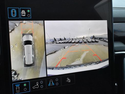 Certified 2025 GMC Yukon XL Elevation w/ Technology Package image 21