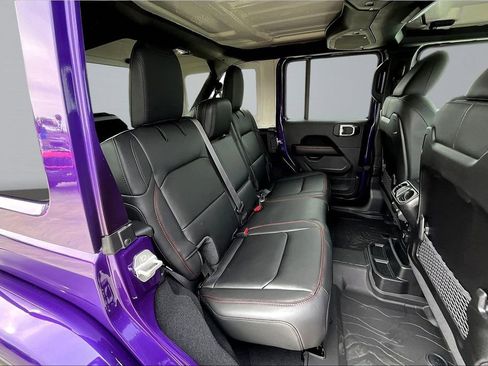 New 2026 Jeep Wrangler Unlimited Rubicon image 18