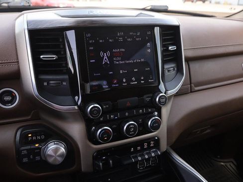 Used 2019 RAM 1500 Laramie AWD/4WD image 14