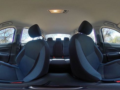 Used 2025 Nissan Versa SV image 38