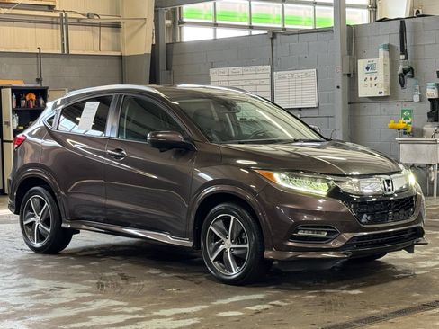 Used 2020 Honda HR-V Touring image 57