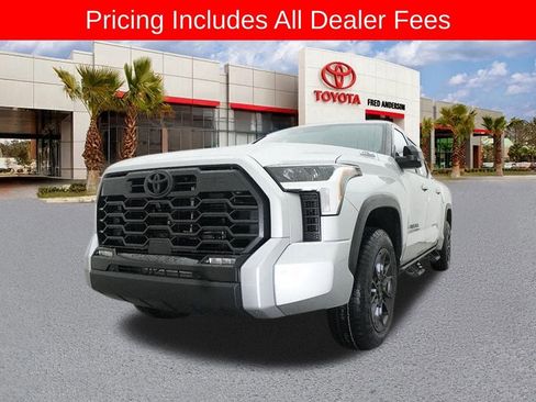 New 2025 Toyota Tundra Limited AWD/4WD image 33