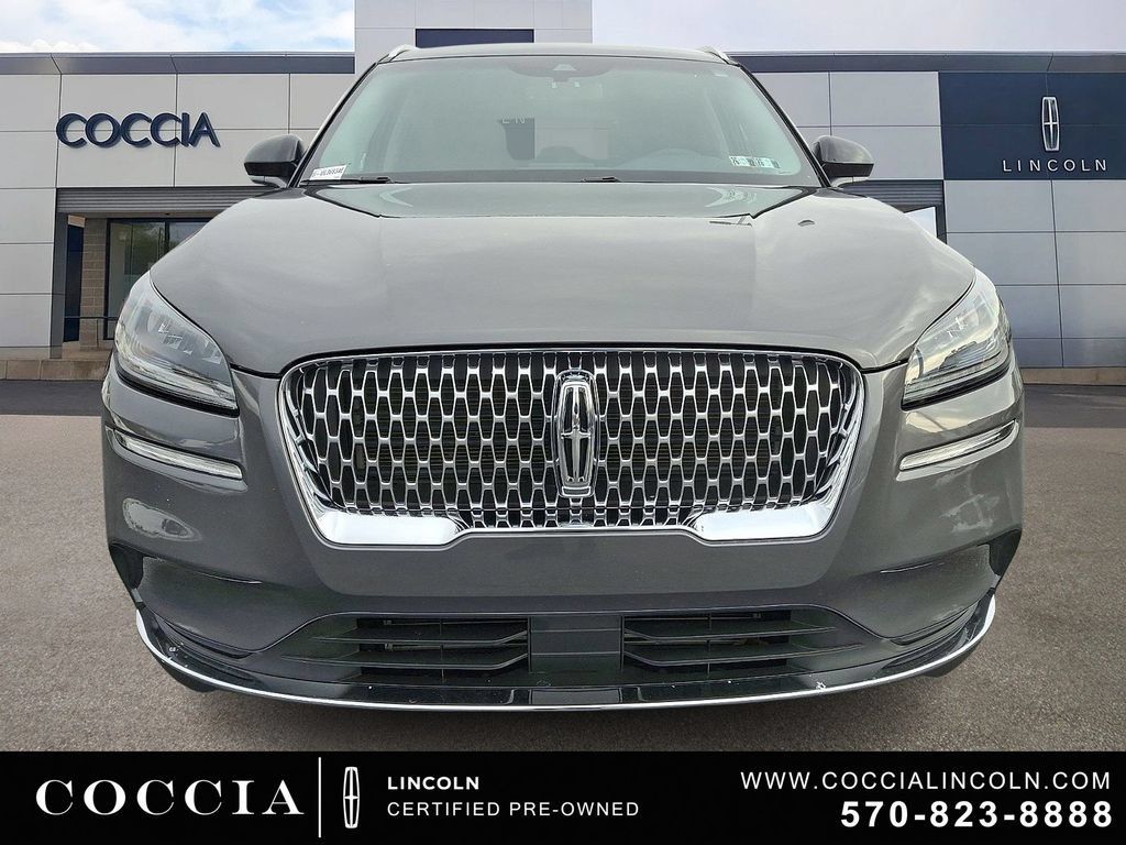 Certified 2022 Lincoln Corsair AWD w/ Equipment Group 101A image 2