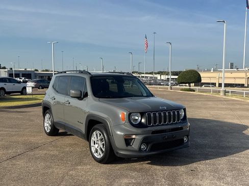 Used 2020 Jeep Renegade Latitude FWD image 1