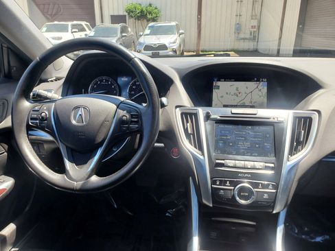 Used 2015 Acura TLX V6 w/ Technology Package FWD image 6