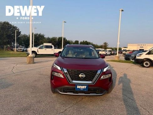 Used 2023 Nissan Rogue SL AWD/4WD image 3