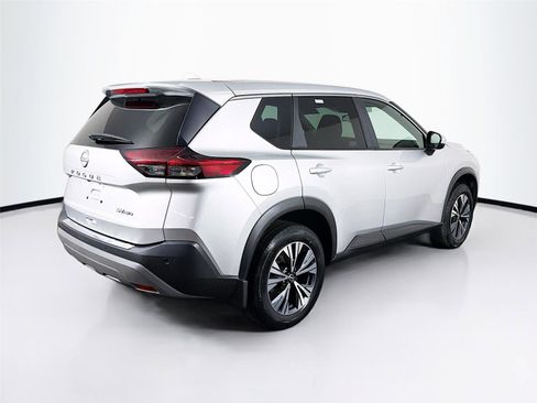 Used 2023 Nissan Rogue SV AWD/4WD image 7