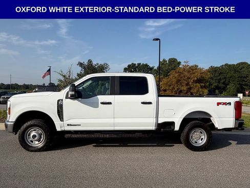 Used 2025 Ford F250 XL w/ FX4 Off-Road Package AWD/4WD image 6