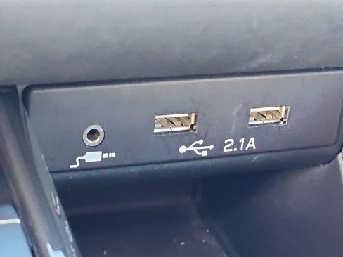 Used 2020 Subaru Outback Premium image 23