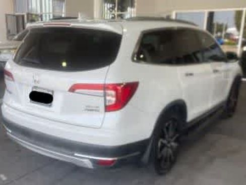 Used 2020 Honda Pilot Elite image 4