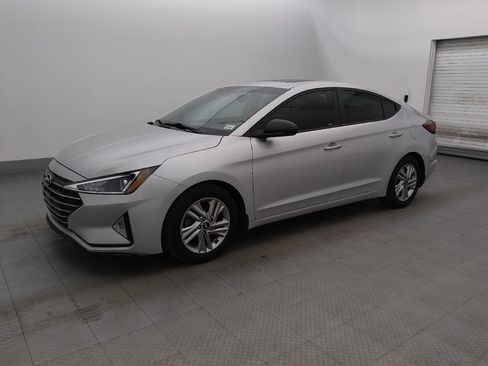 Used 2019 Hyundai Elantra Value Edition w/ Cargo Package FWD image 2
