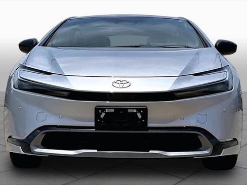 Certified 2025 Toyota Prius Limited w/ Limited Premium Package FWD image 4