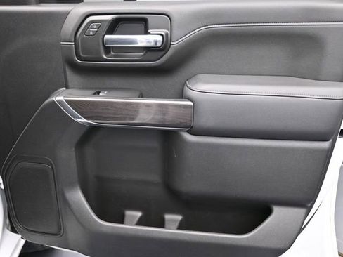 Used 2020 Chevrolet Silverado 2500 LTZ w/ Z71 Off-Road Package image 24