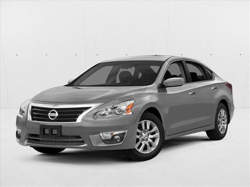 Used 2015 Nissan Altima 2.5 S FWD image 1