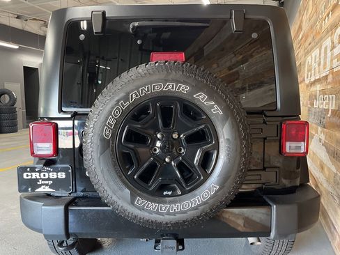 Used 2017 Jeep Wrangler Unlimited Sport image 21