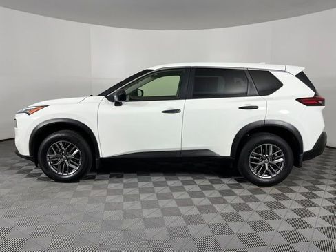 Used 2021 Nissan Rogue S FWD image 10