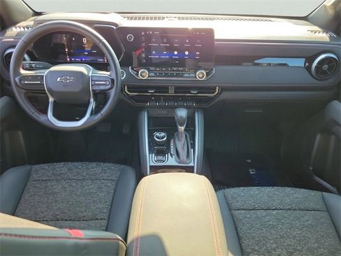 Used 2023 Chevrolet Colorado Z71 w/ Z71 Convenience Package 2 image 11