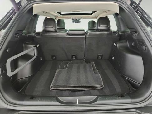 Used 2018 Jeep Cherokee Limited w/ High Altitude Package AWD/4WD image 33