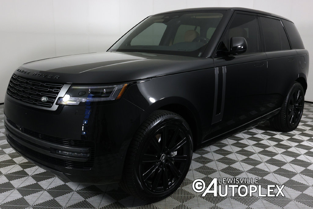 Used 2025 Land Rover Range Rover SE AWD/4WD image 9
