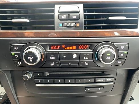 Used 2011 BMW 328i Sedan RWD image 9