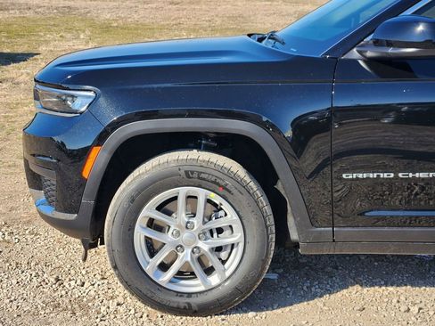 New 2026 Jeep Grand Cherokee L Laredo RWD image 6