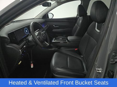 Certified 2025 Hyundai Tucson Limited image 11