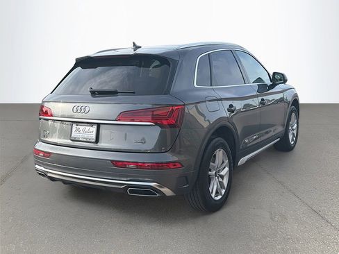 Used 2023 Audi Q5 2.0T Premium w/ Convenience Package AWD/4WD image 4