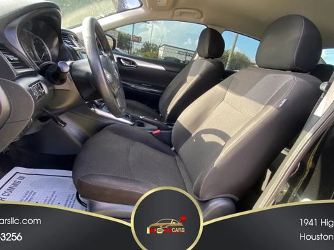 Used 2019 Nissan Sentra S FWD image 4