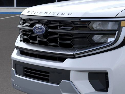 New 2025 Ford Expedition Platinum w/ Driver's Package image 46