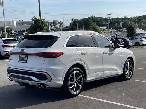 Used 2025 Audi SQ5 Premium Plus AWD/4WD image 7